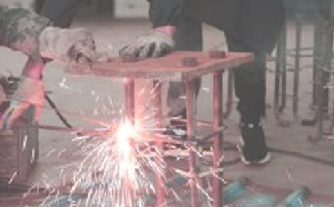 ��W�𹤌��������ĵ��w��