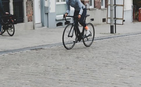 騎行的400字作文