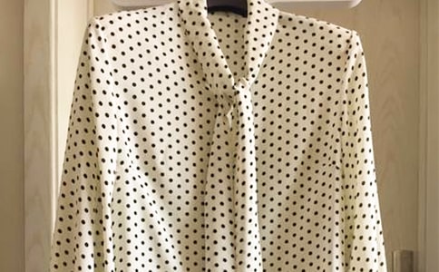 �\�{ɫţ�ж�ѝ��ʲô����