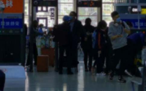 ���z�������J��zӑ�����ģ�ͨ��9ƪ��