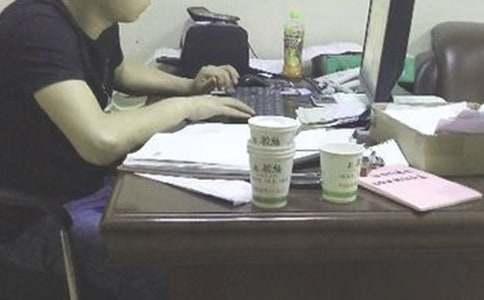 �}�ܵČ������