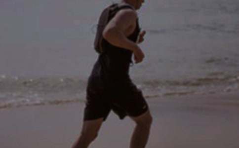 800米長跑加油稿作文200字