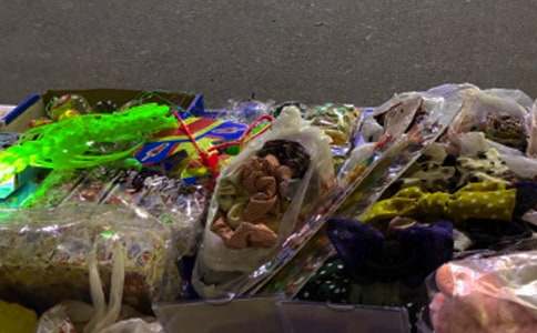 擺地攤小學作文