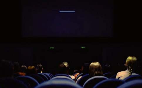 ���ְ�ȥ�ă������Ӱ�^�������