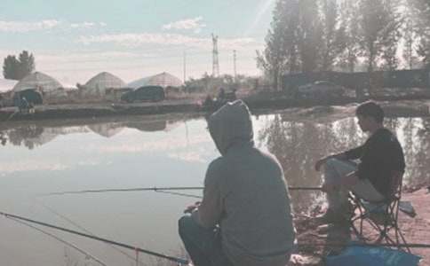 釣魚記初二作文