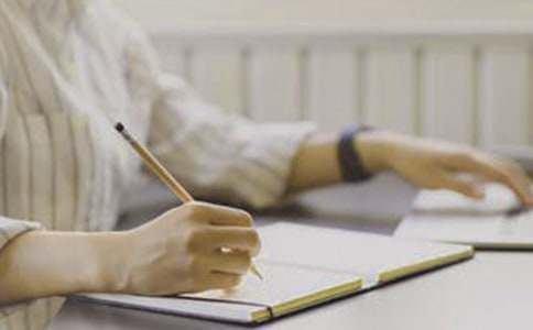 ����ͽ��ͯԒ���x�������900��