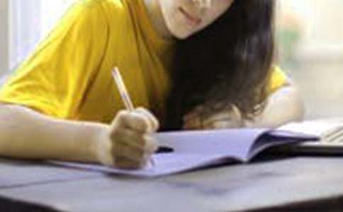 ƽ���������x�������2000��