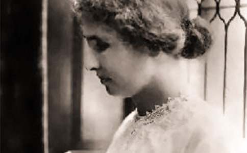 我敬佩的人是海倫凱勒作文