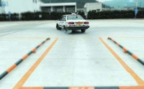 �{У�W܇�ĵ��w��