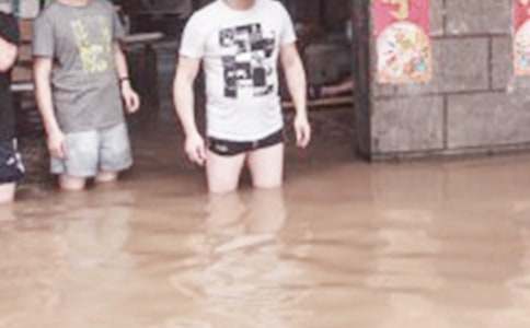 �ж�����Ȟĵľ��ӣ����x60�䣩