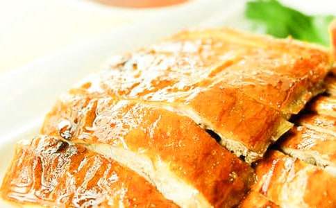 關于北京烤鴨說明文400字