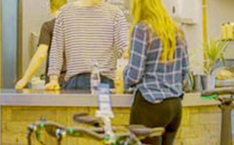 第一次招待客人作文三篇