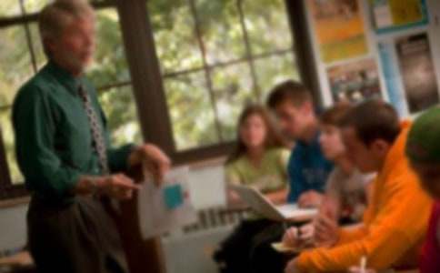 �������ώ����ķ���800�֣�ͨ��20ƪ��