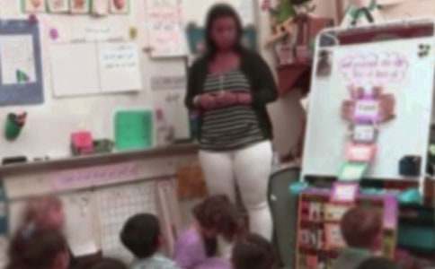 心靈深處的老師初三作文