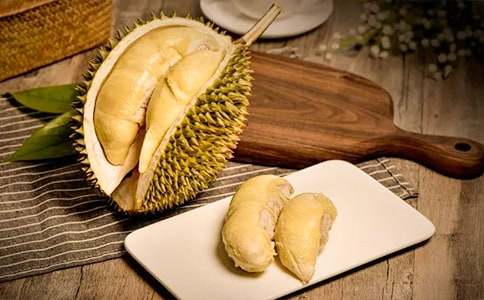 �茑��ɏ������100��