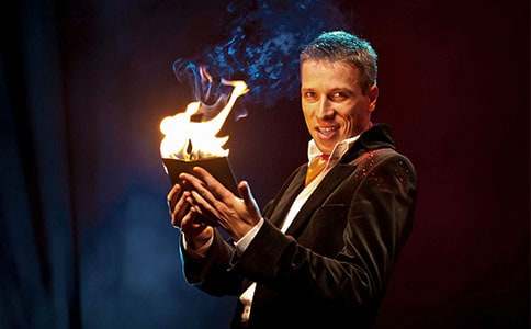 我的夢想當魔術師的抒情作文