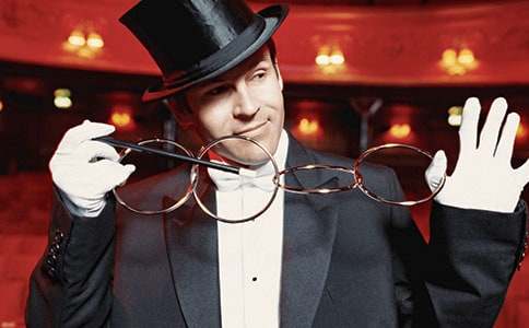 С�W��100�����ģ������ǂ�ħ�g��