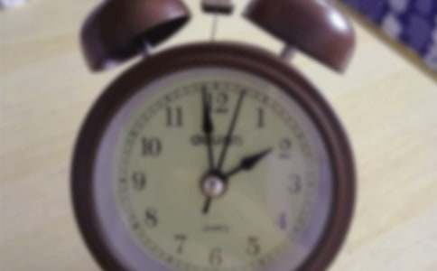 新型電子鬧鐘作文600字