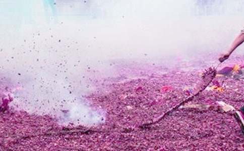 禁燃煙花炮竹還我清澈藍天作文