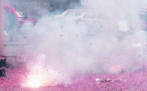 �А۾�����������600��