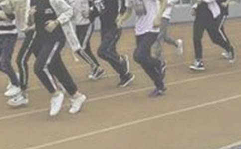 �ܲٻ������600��