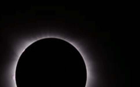 �������ʳ����700�ֳ�һ��ͨ��52ƪ��