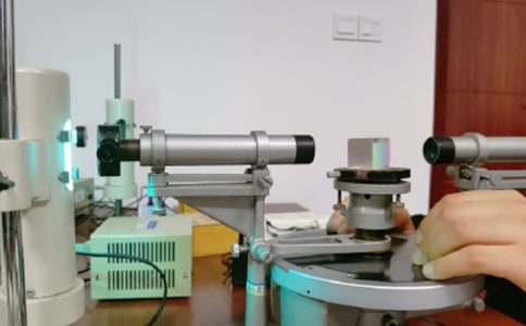 第一次去實驗室小學作文