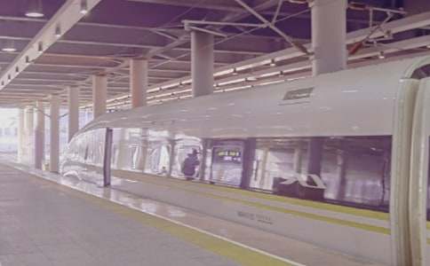 ������վ��܇ͣ�\:�ܴ���Ӱ푱�����վͣ�\�ÿ͜���