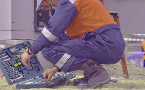 ���{���b�S�޺�ͬ