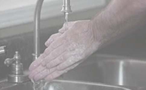 誰送金盆給瓊瑤奶奶洗手作文1500字