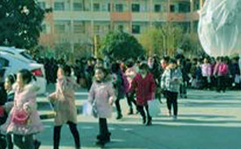 肯定自己欣賞別人小學生作文(精選34篇)