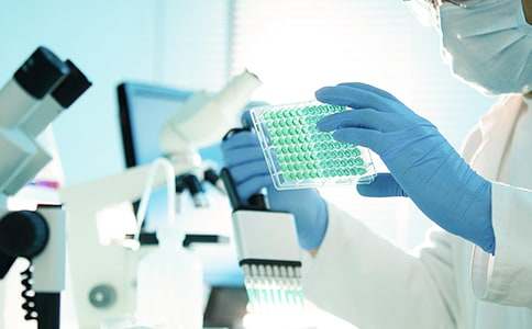 �˽̰���е���Ե�һ��Ԫ�C�ϔ������ģ��ЌW���W�������о��C��