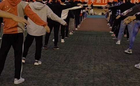 һ�꼉����ٵĿ��D����200��