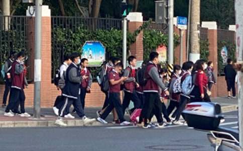 �ЌW���c���������800�֣�ͨ��29ƪ��