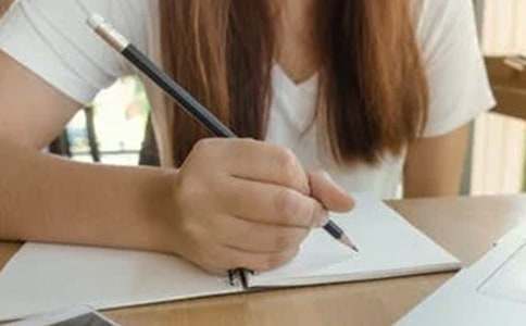 �����y����һ�������ķ��ģ����x102ƪ��